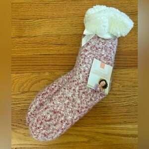 Unbranded Slipper Socks Women’s L/XL Red White Popcorn Knit Shoe Size 8-10 New